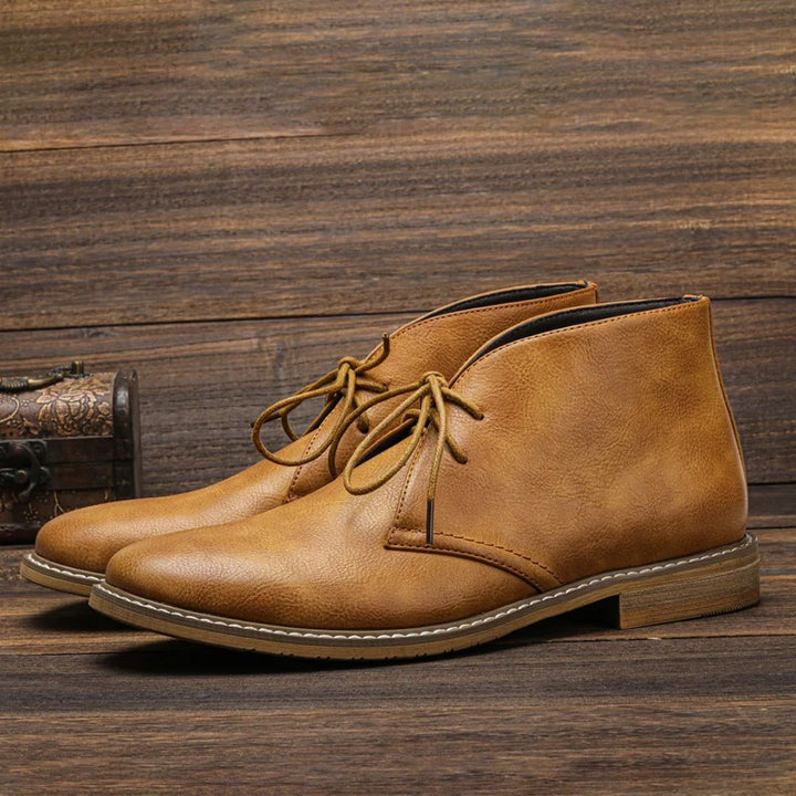 Chukka Boots in Leather by Herold™