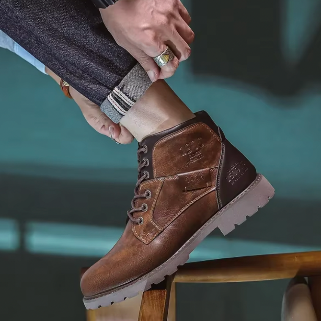 Vintage Aaron™ Leather Boots