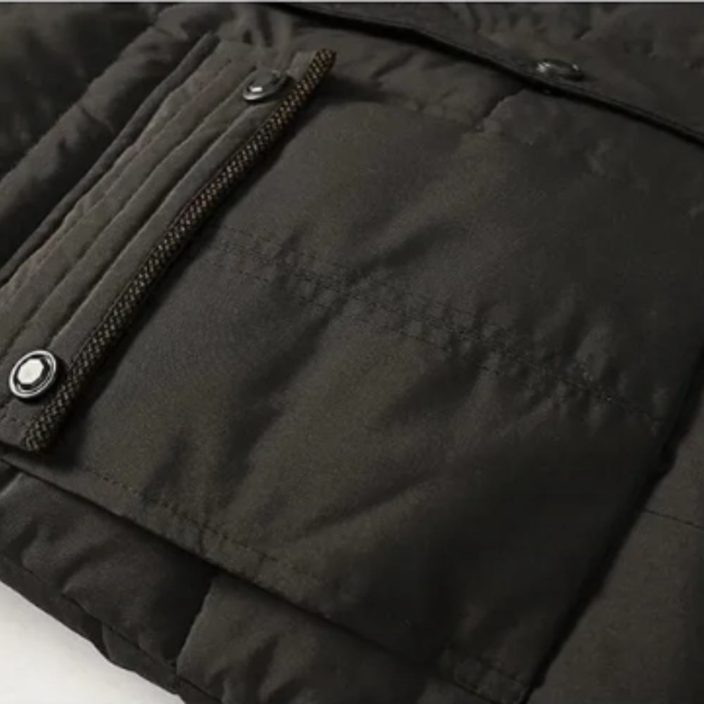 Chic Winter Jacket with Quilted Fleece