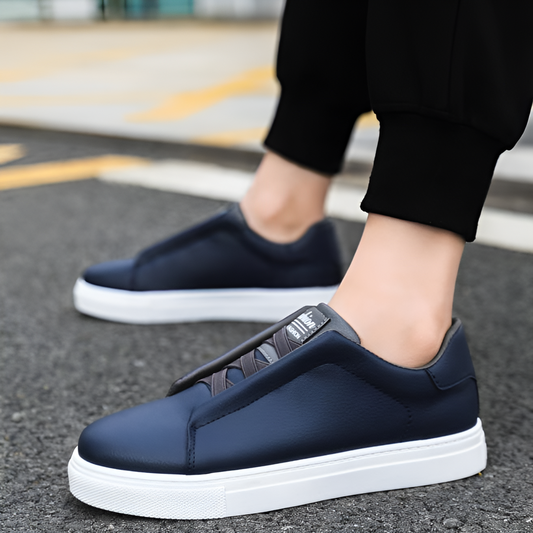 Chic Bernardo™ Sneakers