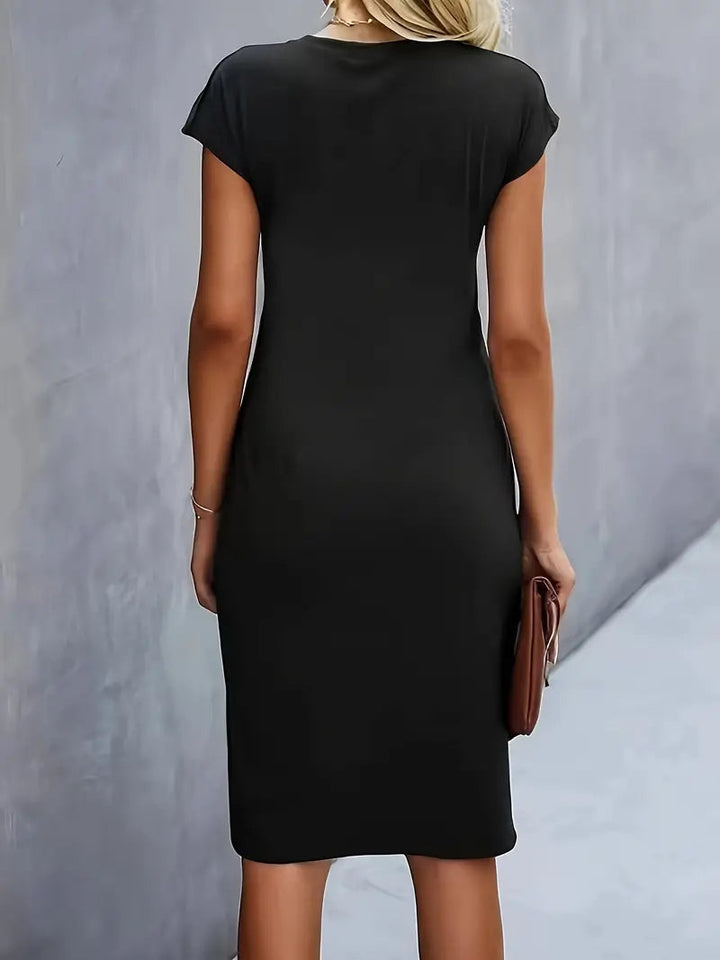Adelina | Chic Dress with Round Neck