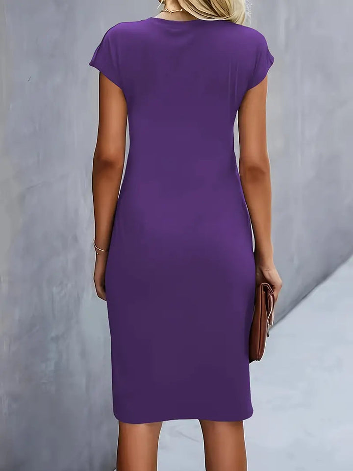 Adelina | Chic Dress with Round Neck