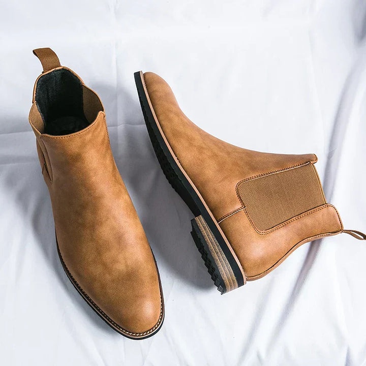Chelsea Boots in Leather by Kayden™