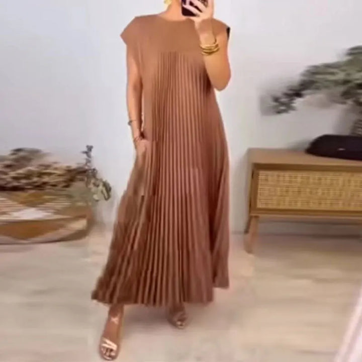 Tamara | Maxi Dress with Elegant Pleats