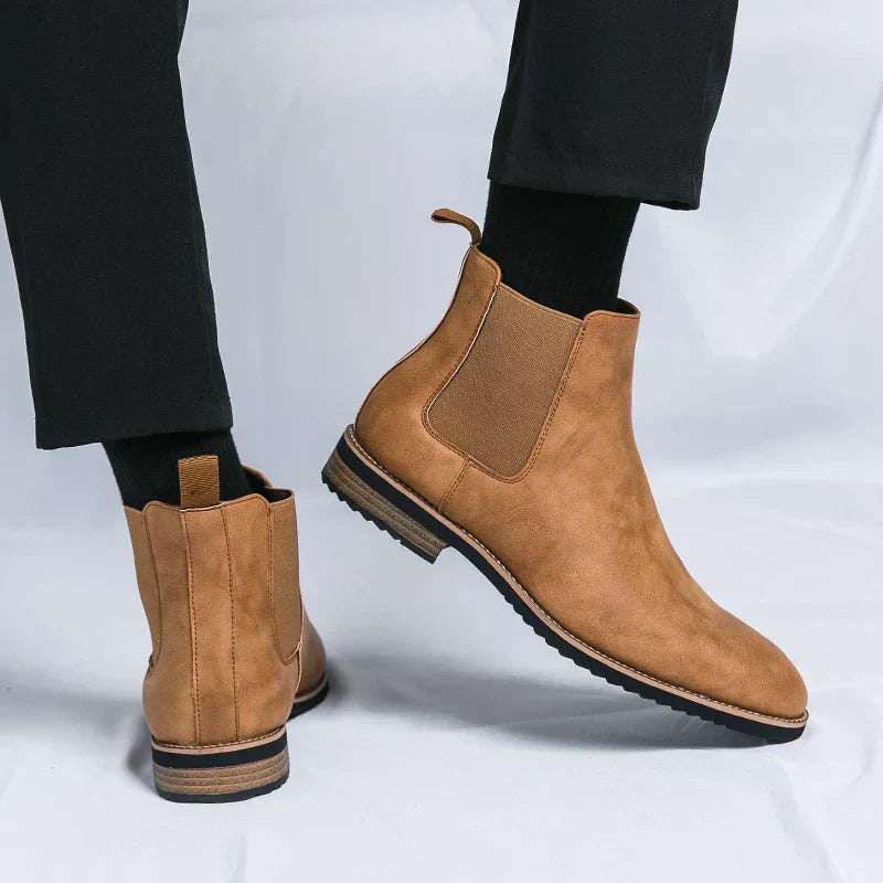 Chelsea Boots in Leather by Kayden™