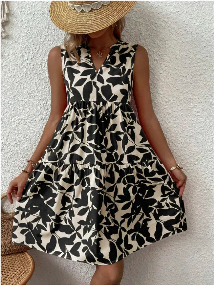 Avery™ - Chic Mini Dress with Sleeveless Design