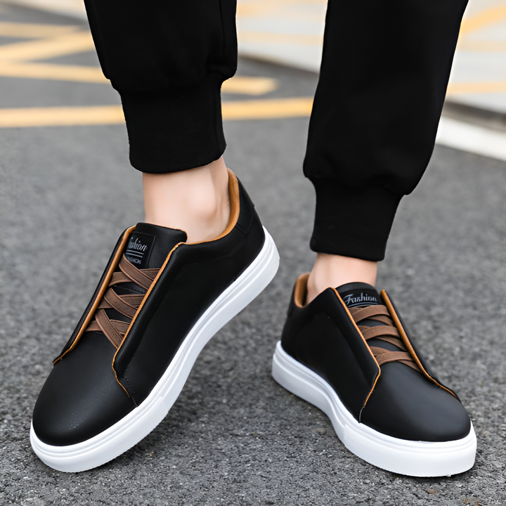 Chic Bernardo™ Sneakers