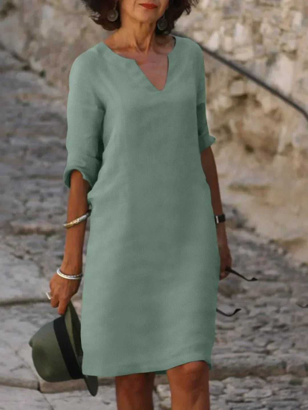 Dana | V-Neck Dress Concealing the Belly