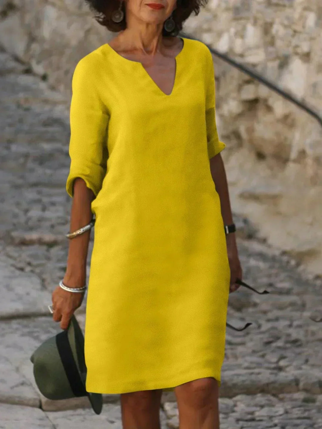 Dana | V-Neck Dress Concealing the Belly