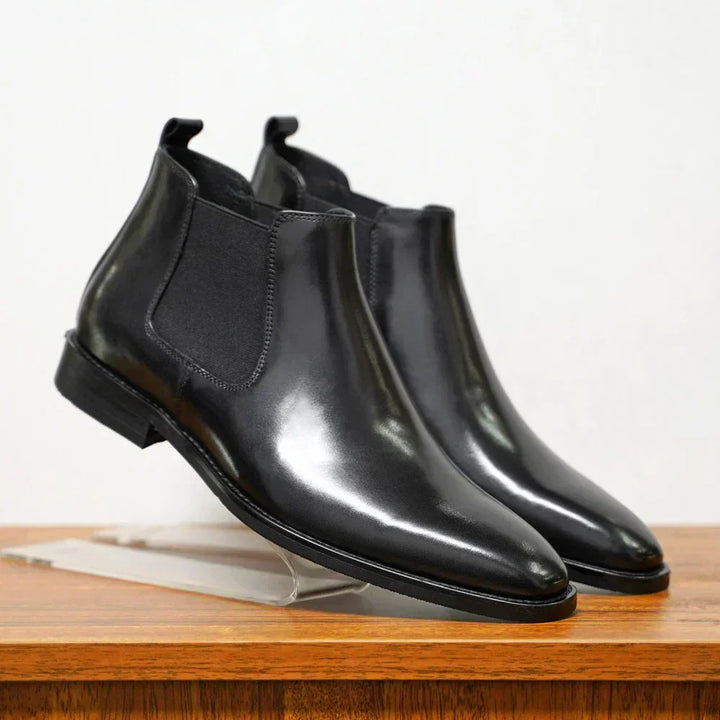 Chelsea Boots in Refined Leather by Blake™